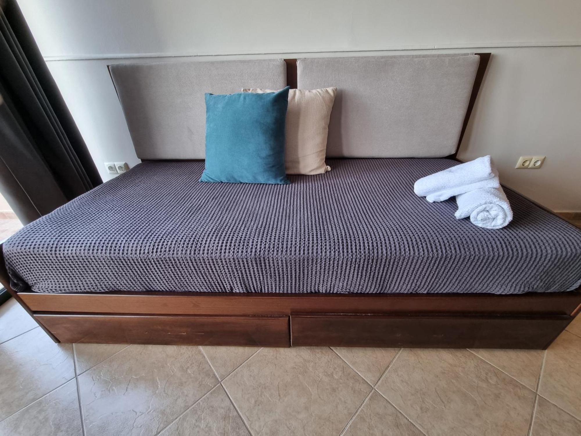 Greenhill Holiday Suites Сарті Екстер'єр фото